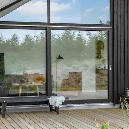 Damiana - 1-1km From The Sea By Interhome *