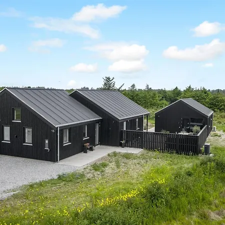 Damiana - 1-1km From The Sea By Interhome